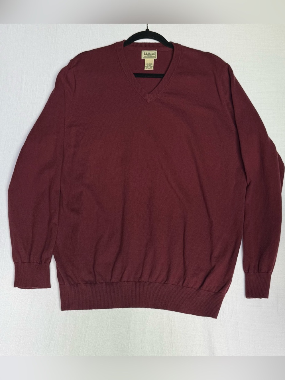 L.L. Bean Men’s V-Neck Sweater Burgundy XL